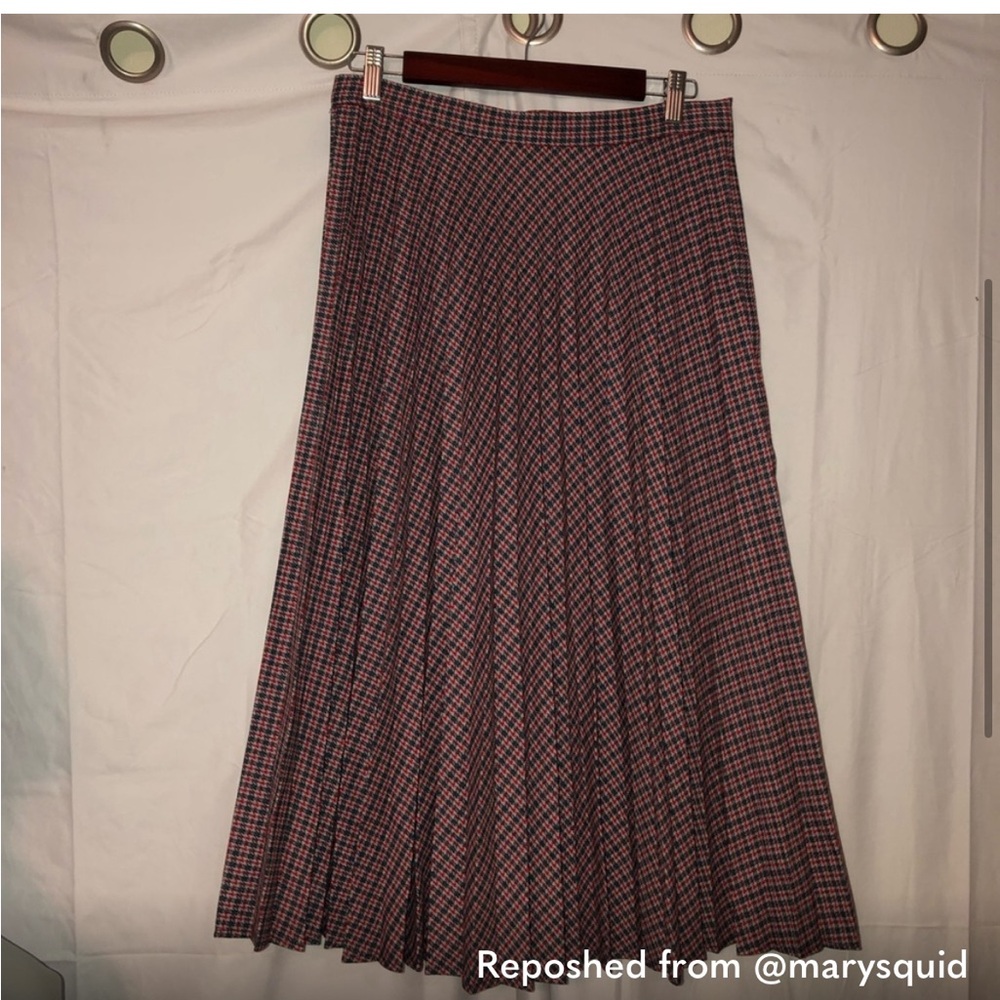 Multicolored Pleated A-Line Midi Skirt
